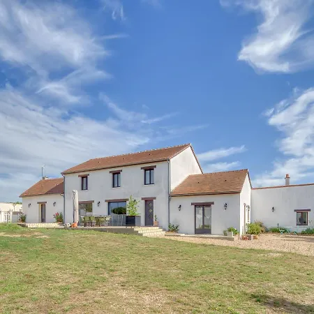 Frühstückspension Maison Blanche Piscine Et Petit Dejeuner Châtellerault
