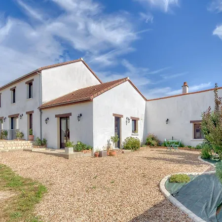 Maison Blanche Piscine Et Petit Dejeuner B&B