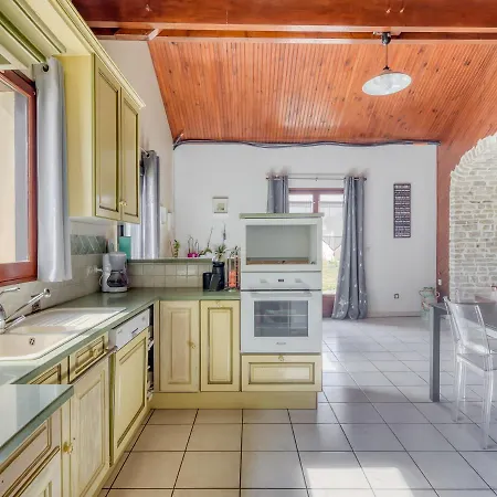 Maison Blanche Piscine Et Petit Dejeuner Frühstückspension Châtellerault