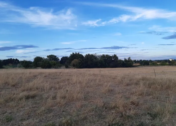 Maison Blanche Piscine Et Petit Déjeuner 3*